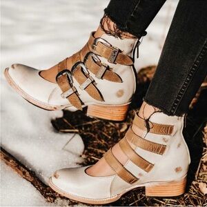 7 Scarlett Ice Freebird Boots